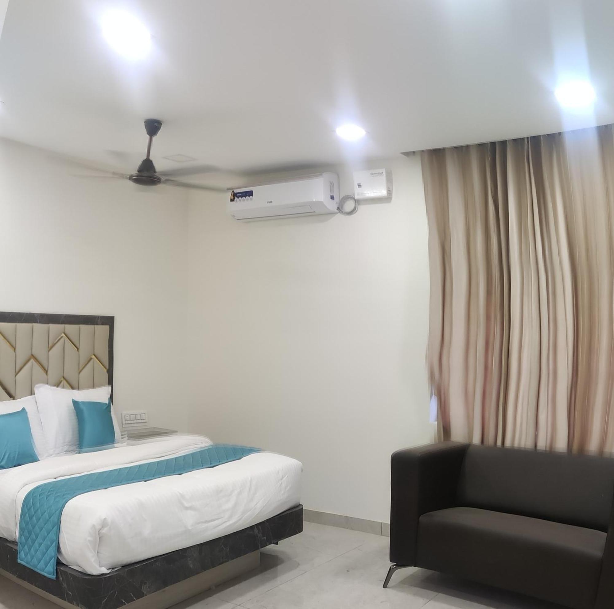 Balaji Residency 벨란간니 외부 사진