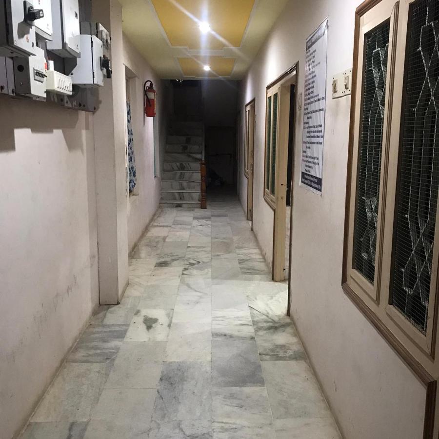 Balaji Residency 벨란간니 외부 사진